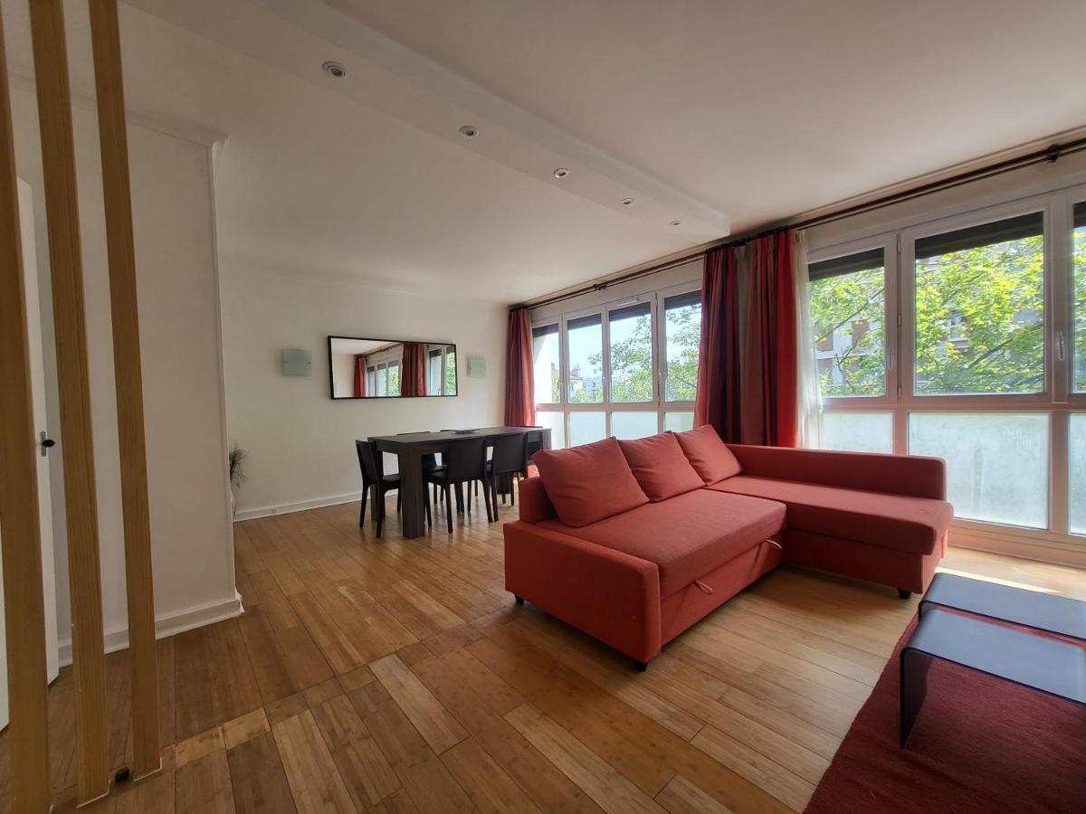 Spacious And Comfortable Apartment - Perfect For Families & Friends - Near Public Transportation 蒙鲁日 外观 照片